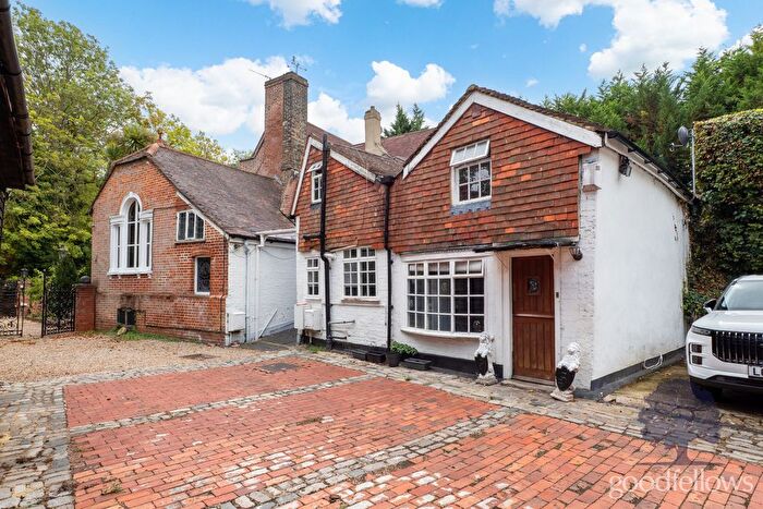3 Bedroom End Of Terrace House To Rent In London Road, Wallington, SM6