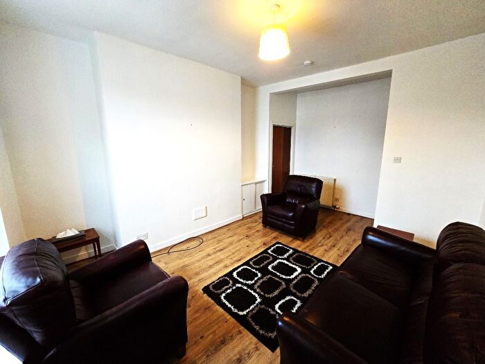 1 Bedroom Flat To Rent In Whitehall Place, Rosemount, Aberdeen, AB25
