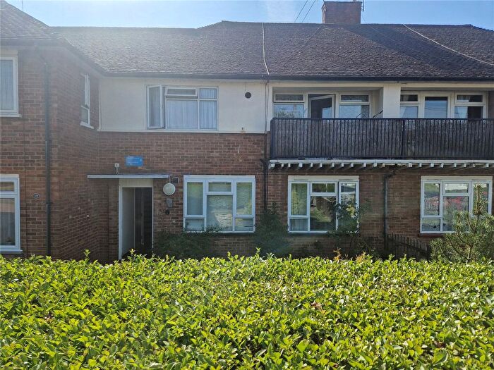 1 Bedroom Maisonette To Rent In Morpeth Avenue, Borehamwood, Hertfordshire, WD6