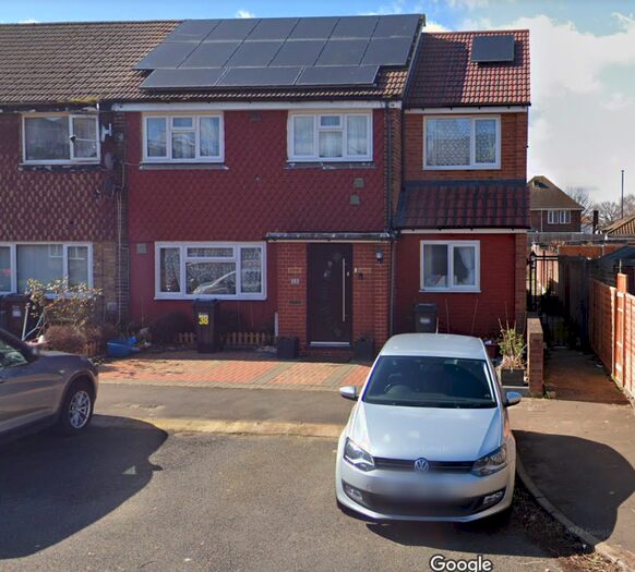 5 Bedroom End Of Terrace House To Rent In Old Farm Close, Hounslow, TW4