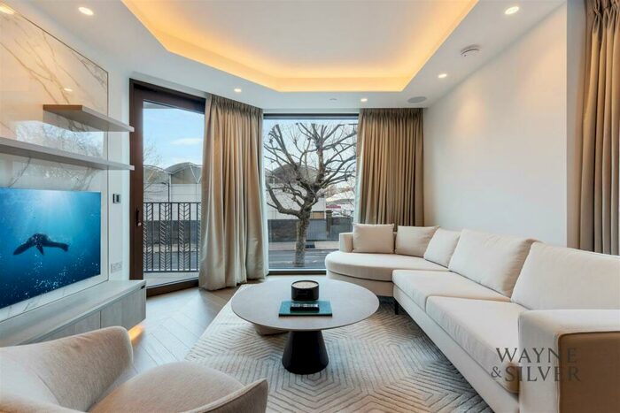 2 Bedroom Apartment To Rent In St Johns Wood Road, St Johns Wood, NW8