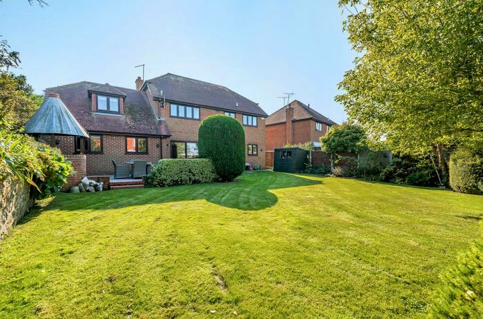 5 Bedroom Detached House For Sale In Rowan Close, Staple, Canterbury, Kent, CT3