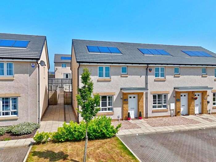 3 Bedroom End Of Terrace House For Sale In Lochleven Crescent, Kilmarnock, KA3