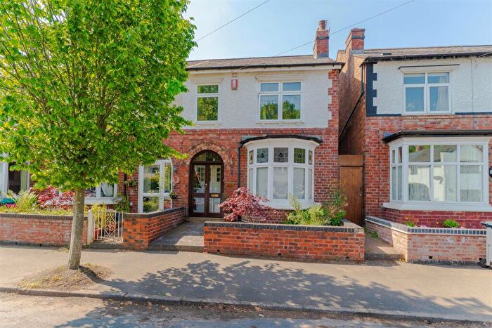 3 Bedroom End Of Terrace House For Sale In Northlands Road, Moseley, Birmingham, B13