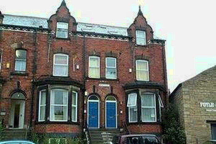 1 Bedroom House To Rent In Moor View, Leeds, LS6