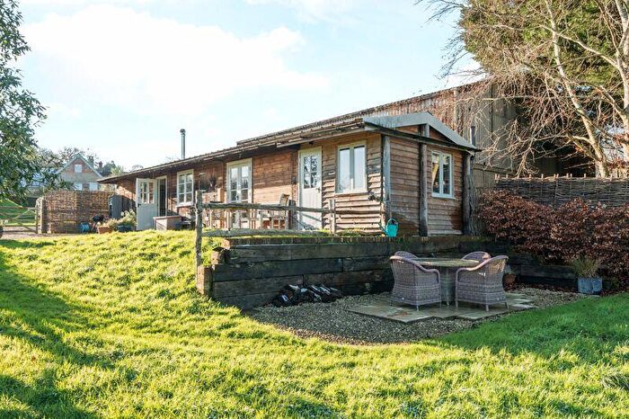 2 Bedroom Flat To Rent In Short Let - Gate Street, Guildford, GU5