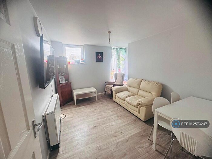 2 Bedroom Flat To Rent In Brayford Wharf East, Lincoln, LN5