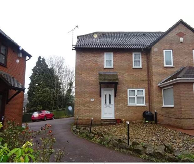 1 Bedroom End Of Terrace House To Rent In Galleon Close, Rochester, ME1