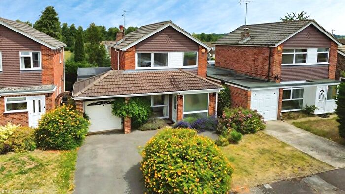 3 Bedroom Detached House For Sale In Penn Road, Speen, Newbury, Berkshire, RG14