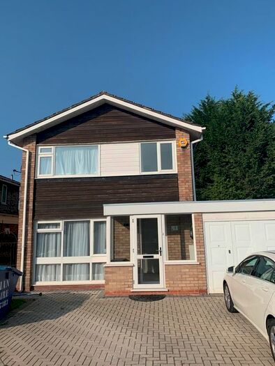 3 Bedroom Property To Rent In Leander Gardens, Kings Heath, Birmingham, B14
