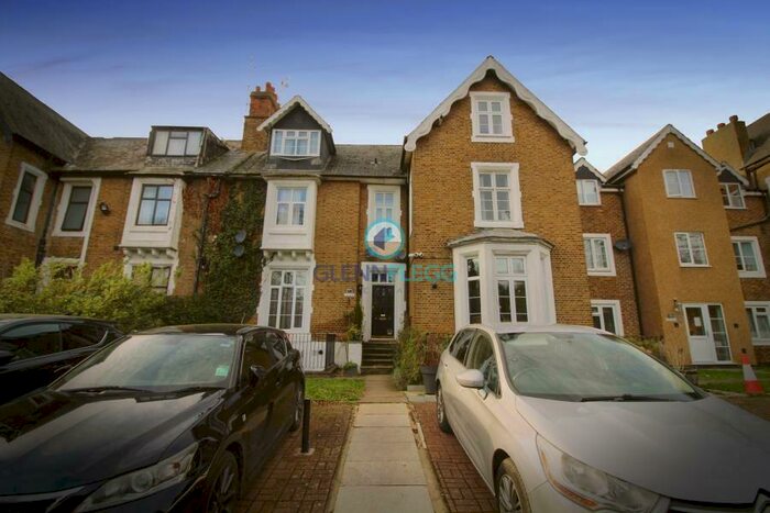 Apartment To Rent In ***Let Agreed***Upton Park, Slough***Let Agreed***, SL1