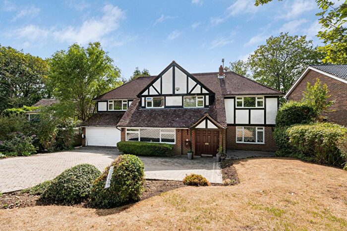 5 Bedroom Detached House For Sale In Birch Grove, Kingswood, KT20