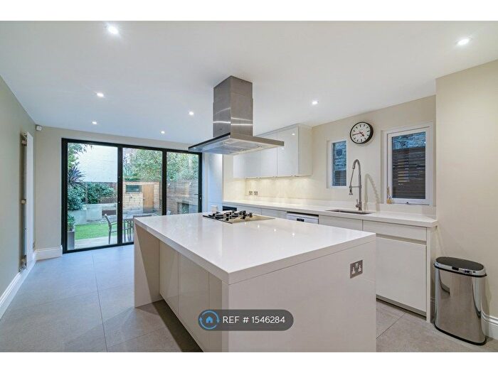 6 Bedroom Terraced House To Rent In Wandsworth Bridge Road, London, SW6