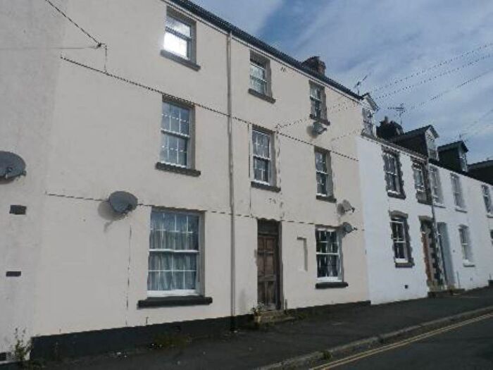 1 Bedroom Flat To Rent In Old Exeter Road, Tavistock, Devon, PL19