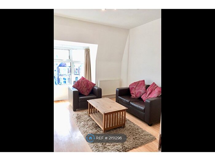 1 Bedroom Flat To Rent In Green Lanes, London, N8