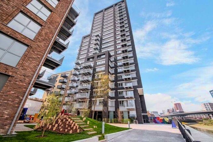 Studio To Rent In Tritton House, Goodluck Hope Walk, London City Island, London, E14