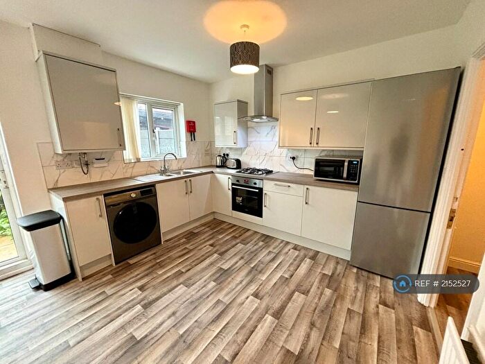 5 Bedroom Terraced House To Rent In New Charlton Way, Bristol, BS10