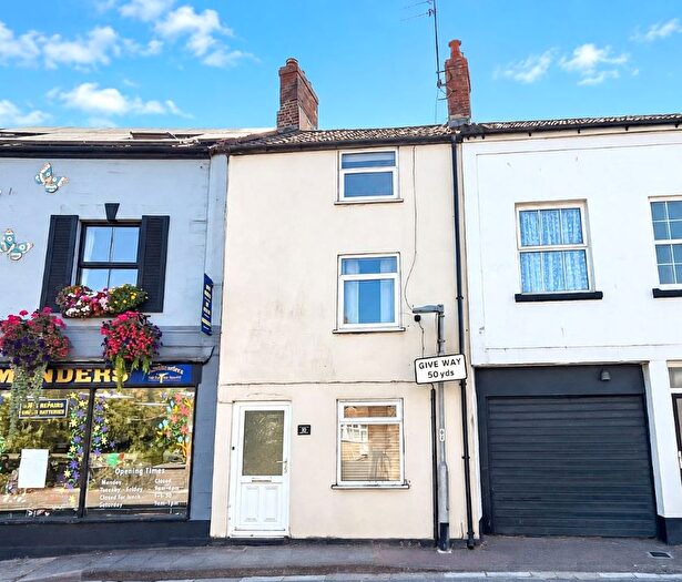 3 Bedroom Terraced House For Sale In South Street, Crewkerne, TA18