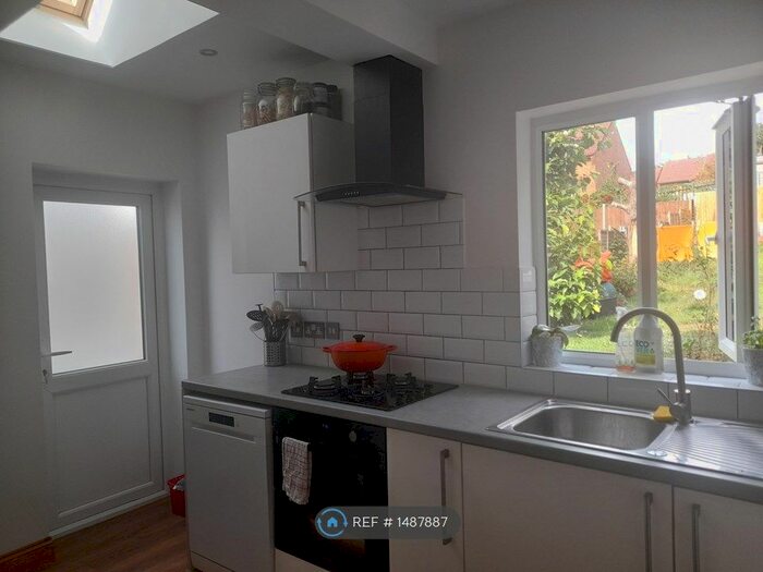 3 Bedroom Semi-Detached House To Rent In Walden Avenue, Chislehurst, BR7