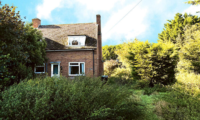 3 Bedroom Semi-Detached House For Sale In Putney Hill Road, Prickwillow, Ely, CB7