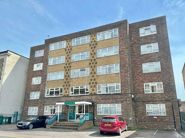 Studio For Sale In Dover Road, Folkestone, CT20