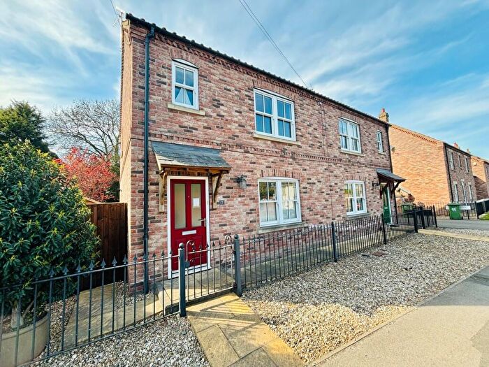 3 Bedroom Semi Detached House For Sale In Station Road, Howden, Goole, DN14