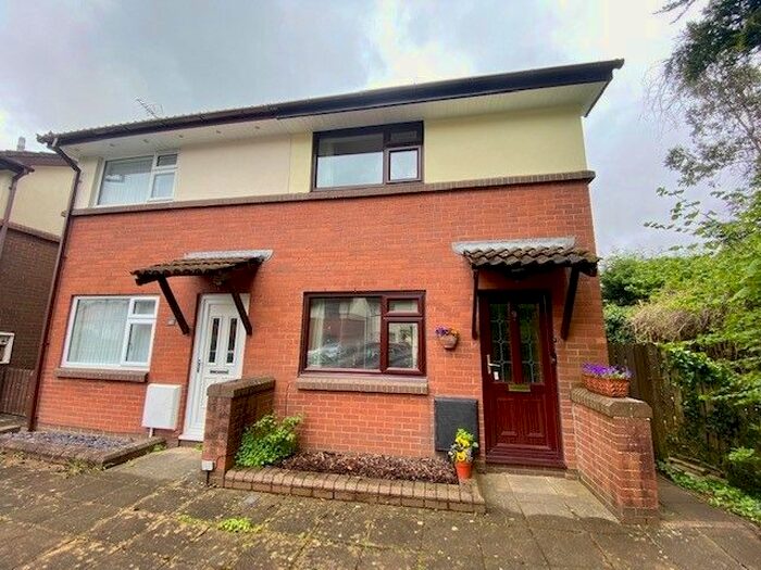 2 Bedroom Property To Rent In Heath Mead, Heath, Cardiff, CF14