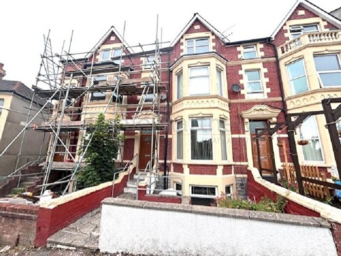 2 Bedroom Flat To Rent In Kingsland Crescent, Barry, The Vale Of Glamorgan., CF63
