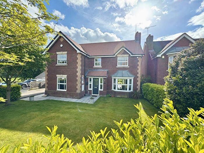 4 Bedroom Detached House For Sale In Needham Drive, Cranage, CW4