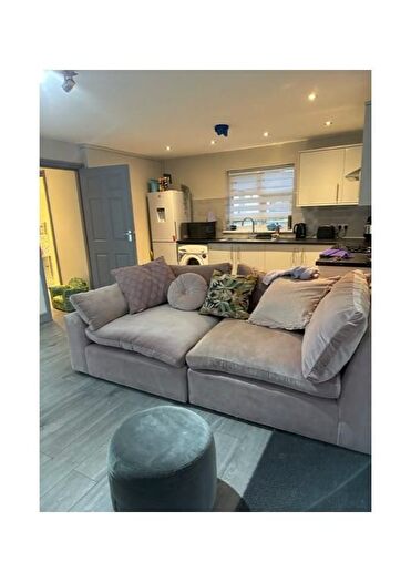 2 Bedroom Flat To Rent In Westwood Road, Seven Kings, Ilford, IG3