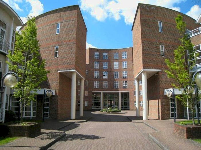 3 Bedroom Flat To Rent In Manbre Road, London, W6