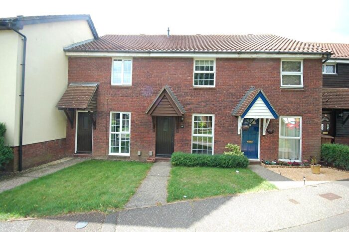 2 Bedroom Terraced House To Rent In Aldridge Close, Chelmsford, CM2