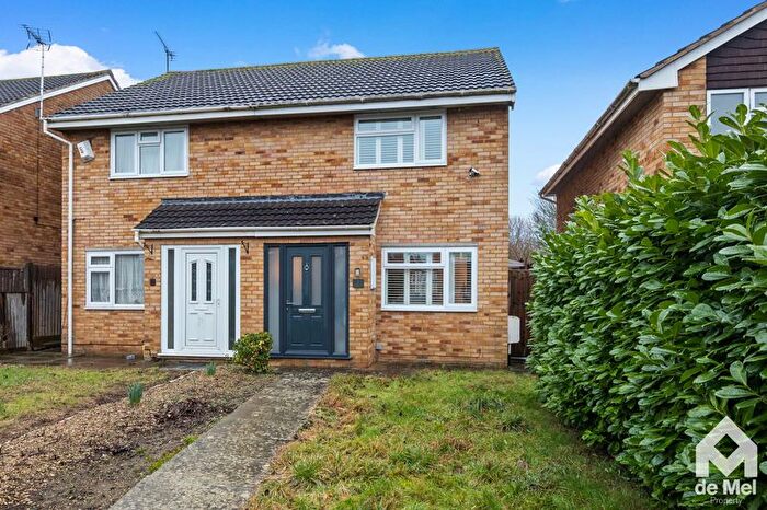 3 Bedroom Semi Detached House For Sale In Roman Hackle Avenue, Cheltenham, Gloucestershire, GL50
