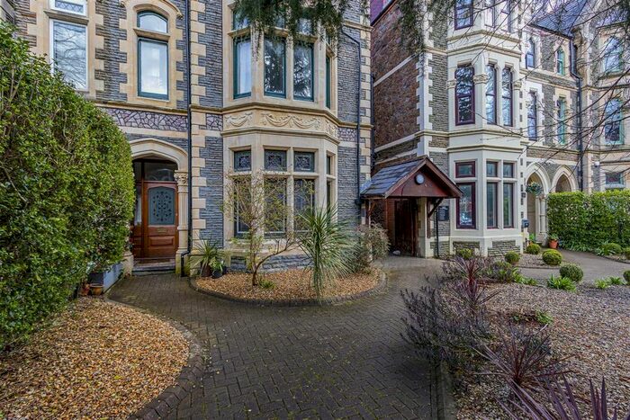 2 Bedroom Flat To Rent In Cathedral Road, Pontcanna, Cardiff, CF11