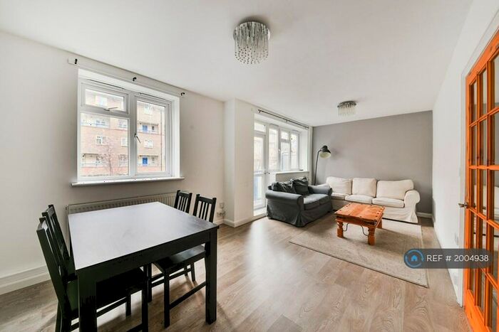 3 Bedroom Flat To Rent In Paragon Road, London, E9