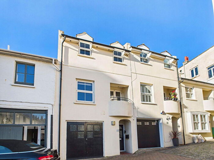 3 Bedroom Terraced House For Sale In Eastern Terrace Mews, Brighton, BN2