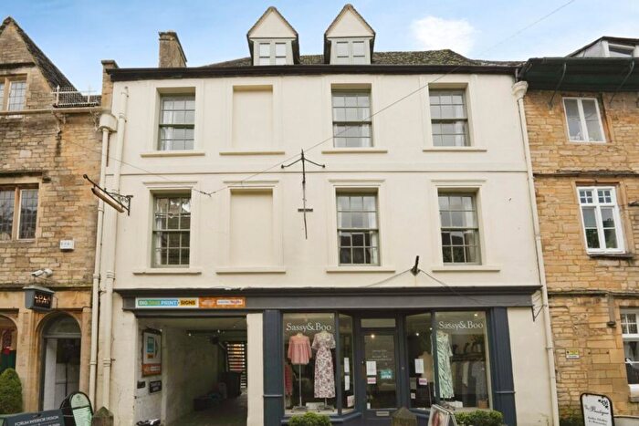3 Bedroom Apartment For Sale In Templar Mews, Cirencester, Gloucestershire, GL7