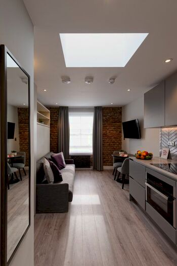 Studio To Rent In Linden Gardens, London, W2