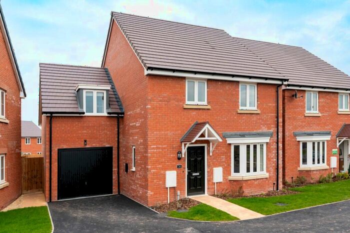 4 Bedroom Detached House To Rent In Swaledale Road, Kingstone, Hereford, HR2