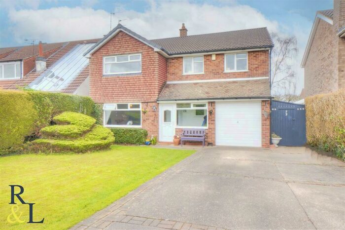 4 Bedroom Detached House For Sale In Selby Lane, Keyworth, Nottingham, NG12