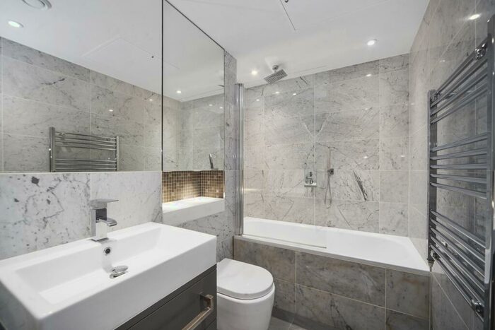 2 Bedroom Apartment To Rent In Mawes House, SE17