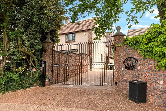 4 Bedroom Detached House For Sale In Cullompton, Devon, EX15