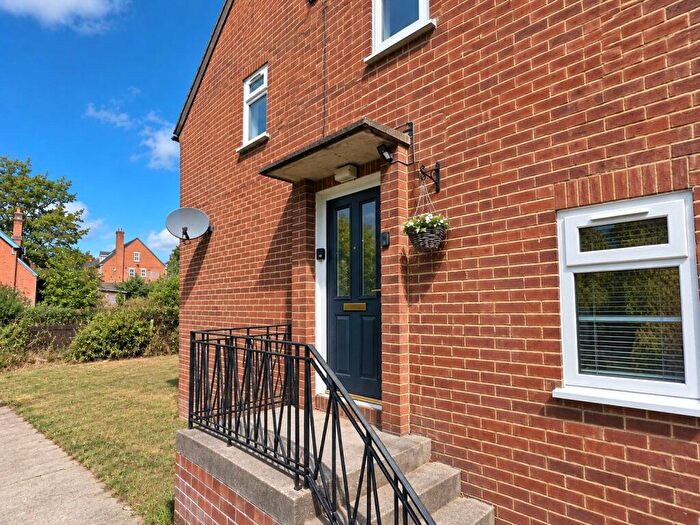2 Bedroom Apartment For Sale In Nell Gwynne Avenue, Sunninghill, Ascot, Berkshire, SL5