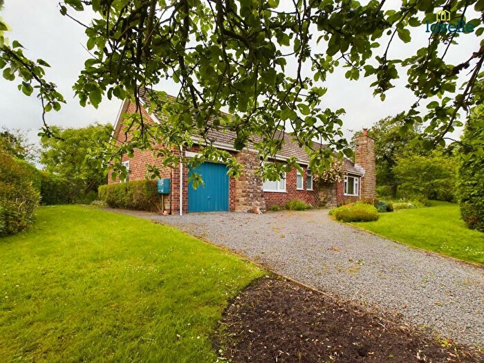 2 Bedroom Detached Bungalow For Sale In Rasen Road, Walesby, LN8