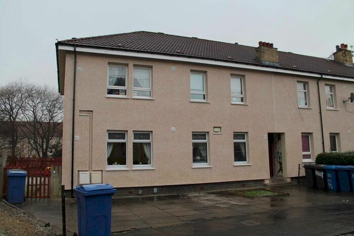 3 Bedroom Cottage To Rent In Bruce Road, Paisley, PA3
