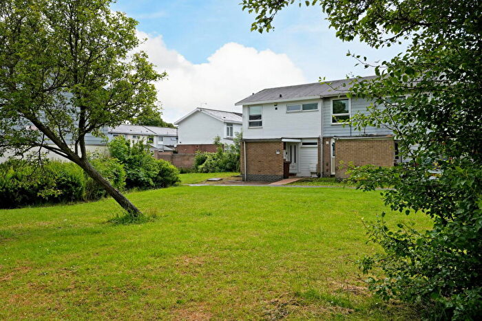 3 Bedroom End Of Terrace House For Sale In Selly Oak Grove, Jordanthorpe, S8