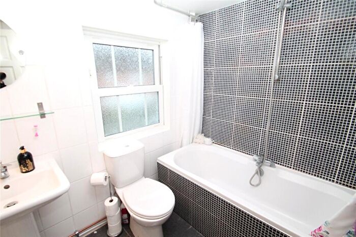 1 Bedroom End Of Terrace House For Sale In Booth Place, Eaton Bray, Bedfordshire, LU6