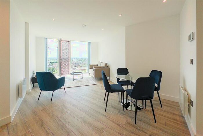 1 Bedroom Apartment To Rent In Thr, M15