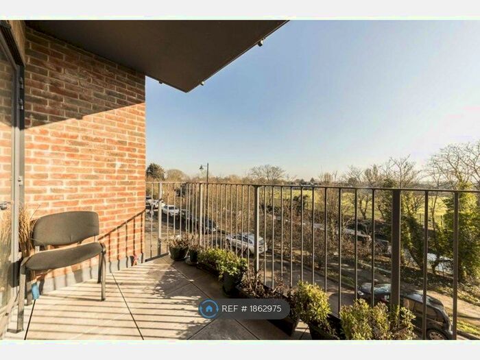 1 Bedroom Flat To Rent In Havelock Road, Southall, UB2