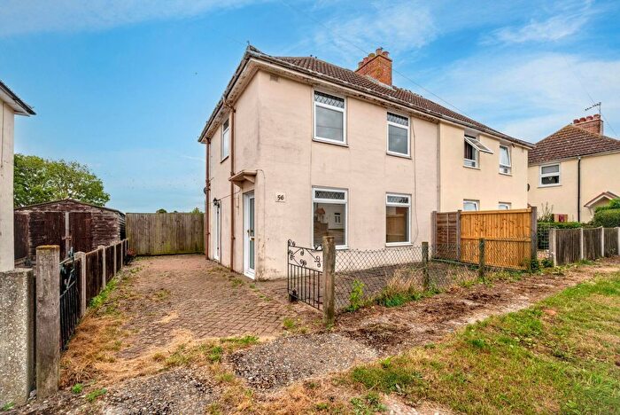 3 Bedroom Semi-Detached House For Sale In Kings Road, Aylesham, CT3
